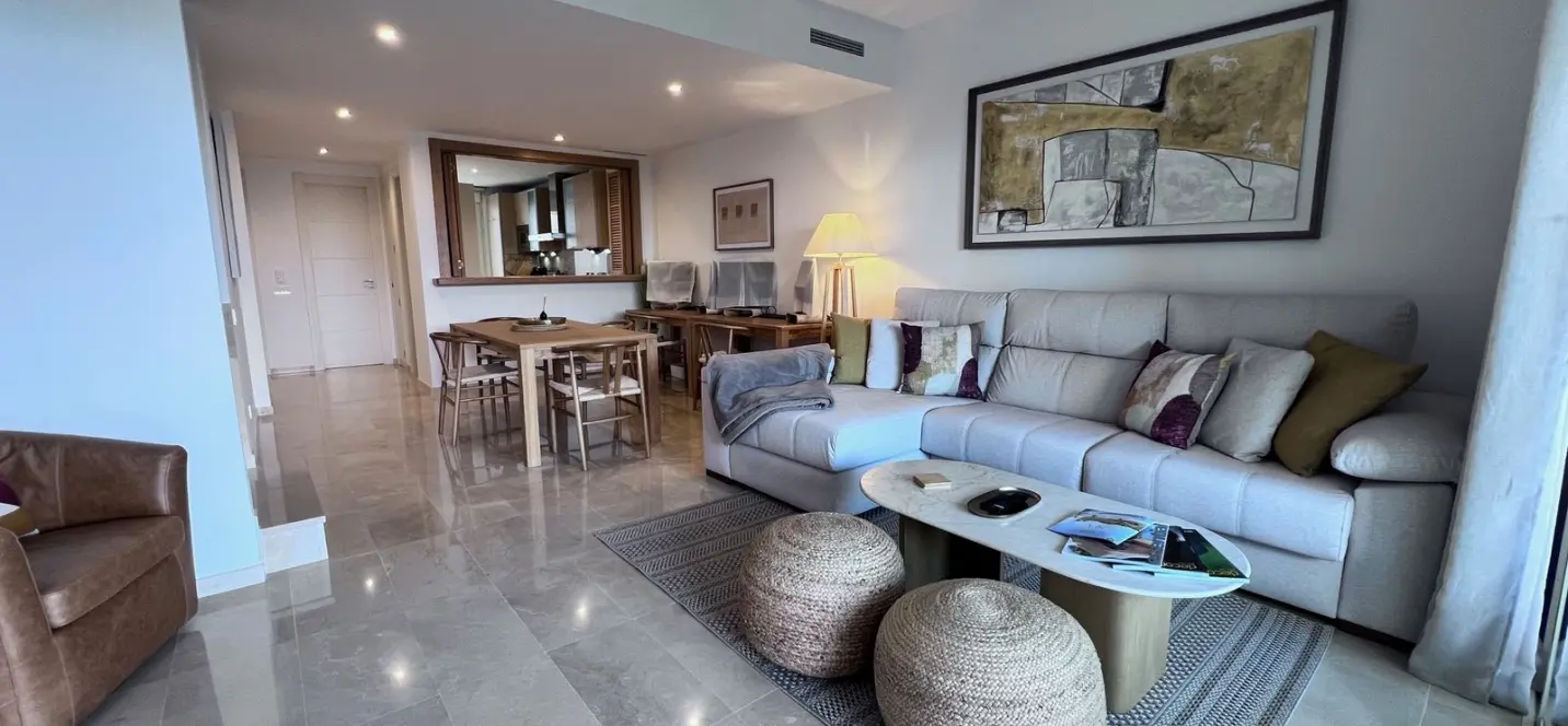 Sale of townhouse in La Cala Golf 1