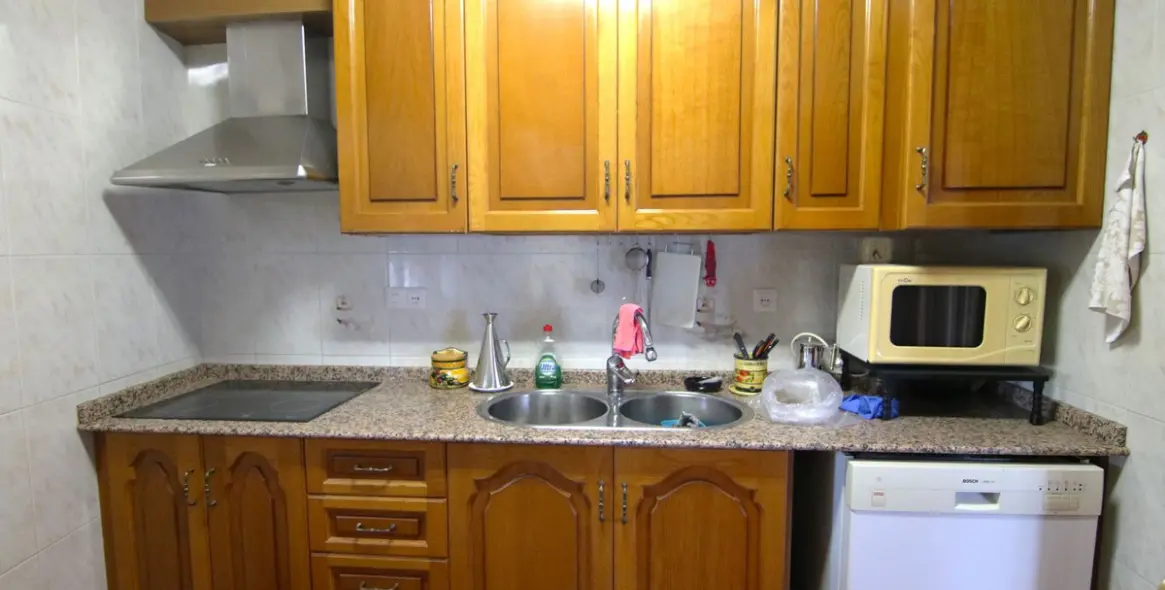 Sale of middle floor apartment in Guaro 8