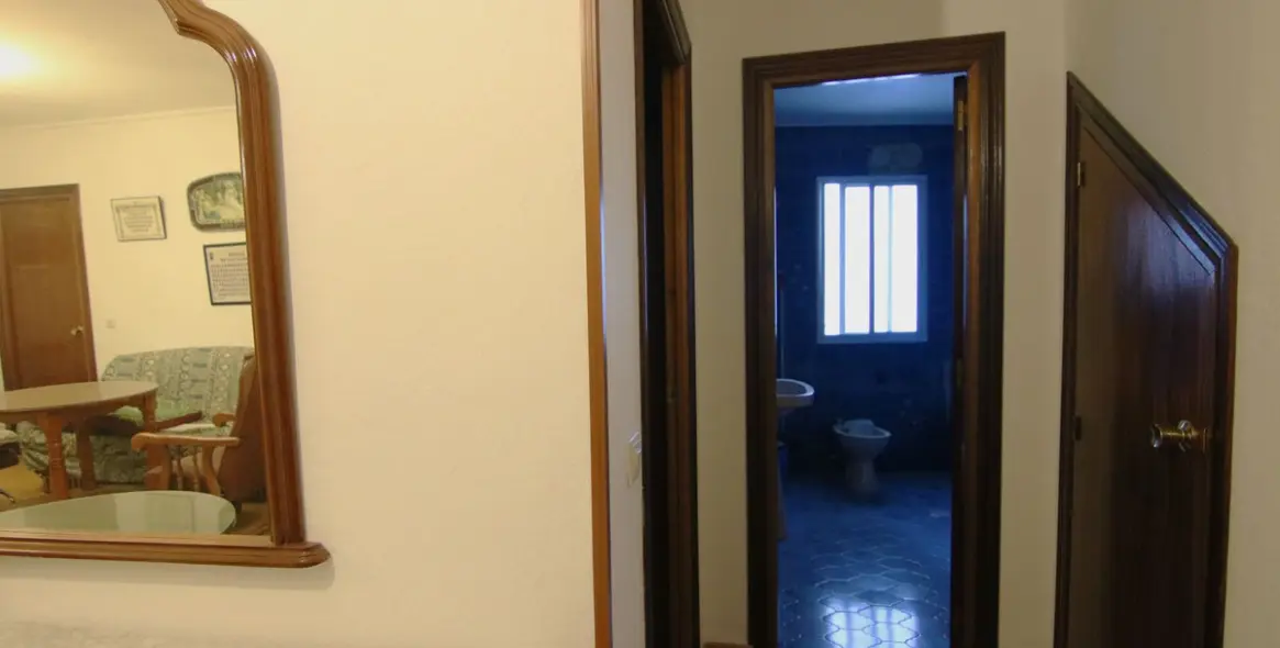 Продажа апартаментов на среднем этаже в Guaro 25