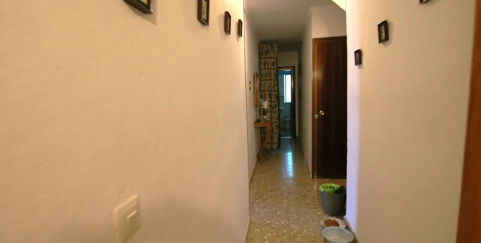 Sale of middle floor apartment in Guaro 27
