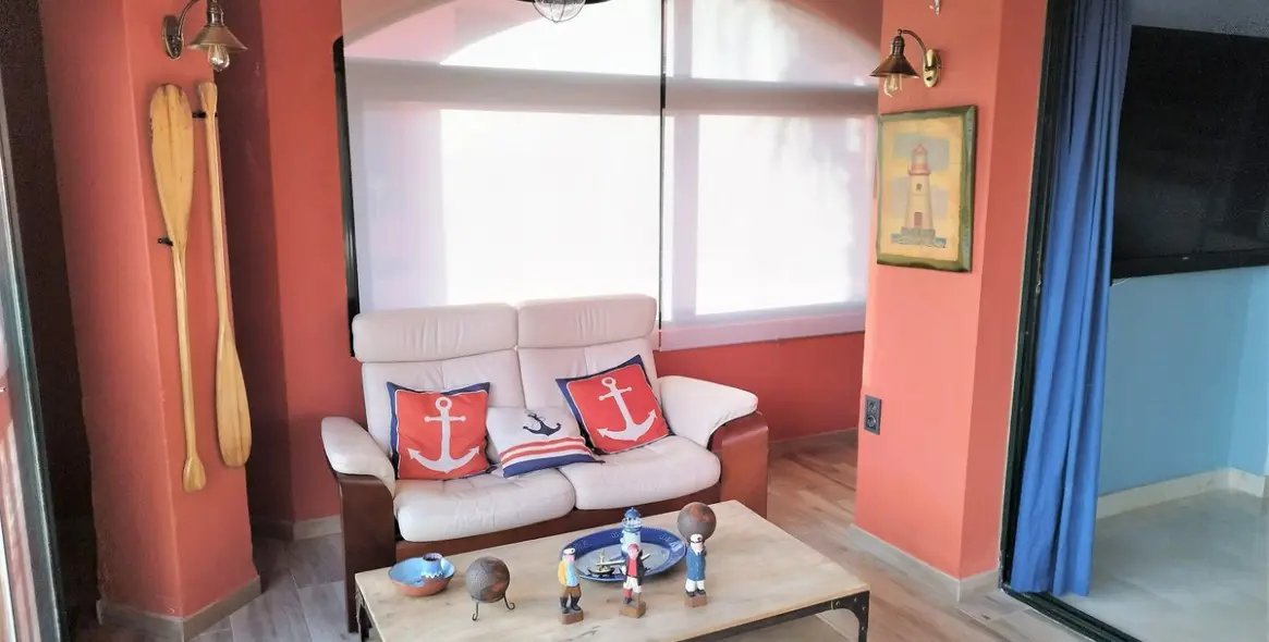 Sale of penthouse duplex in Calahonda 15