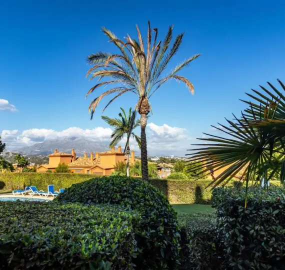 Venta de apartamento en planta baja en Benahavís