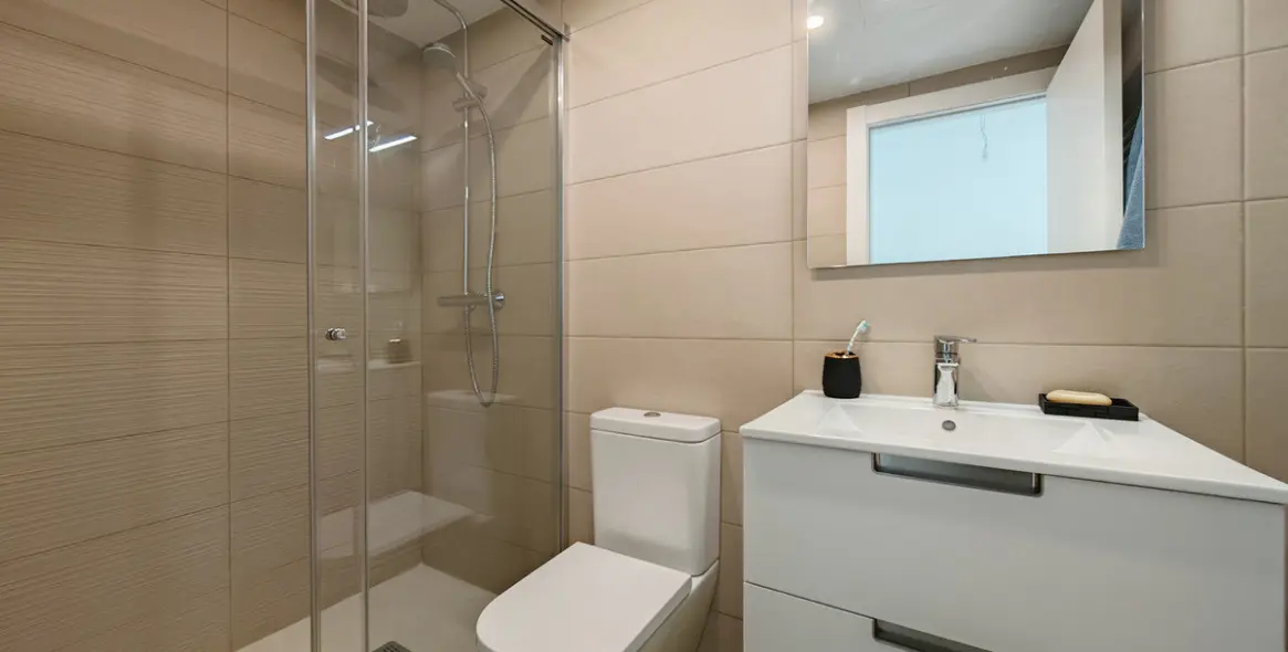 Sale of middle floor apartment in Estepona (district Estepona) 7