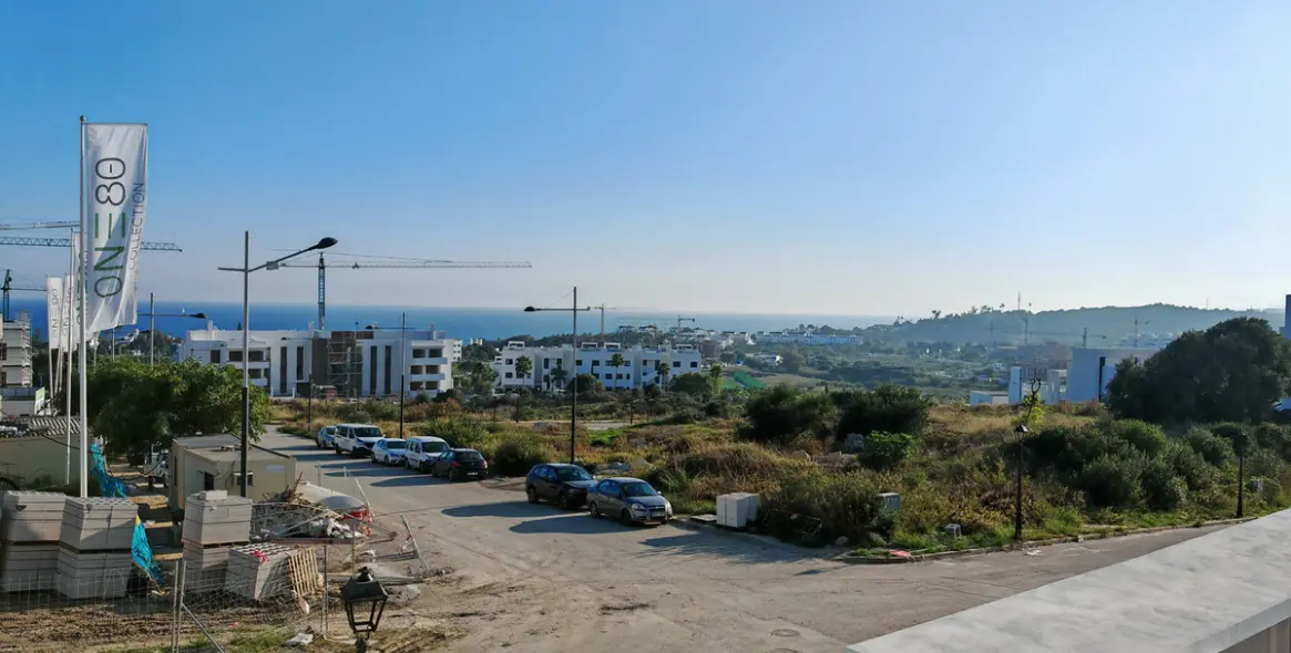 Продажа апартаментов на среднем этаже в Estepona 11