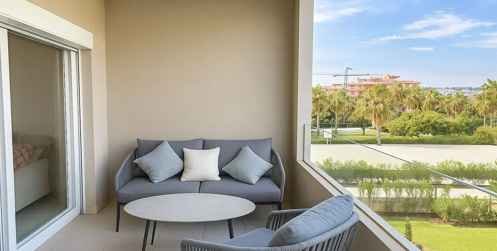 Sale of middle floor apartment in Nueva Andalucía 1