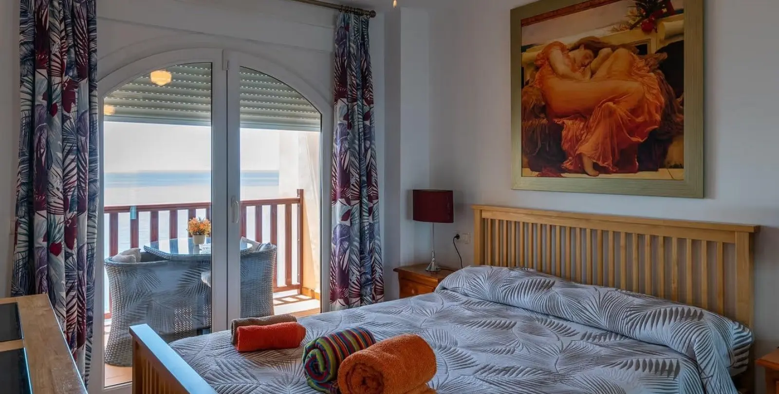 Venta de apartamento en planta media en Carvajal 6