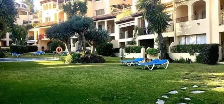 Venta de apartamento en planta baja en Guadalmina Alta 0