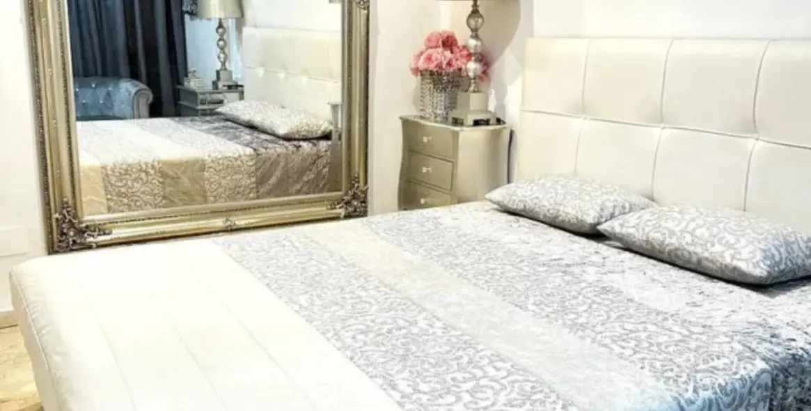 Venta de apartamento en planta baja en Guadalmina Alta 17