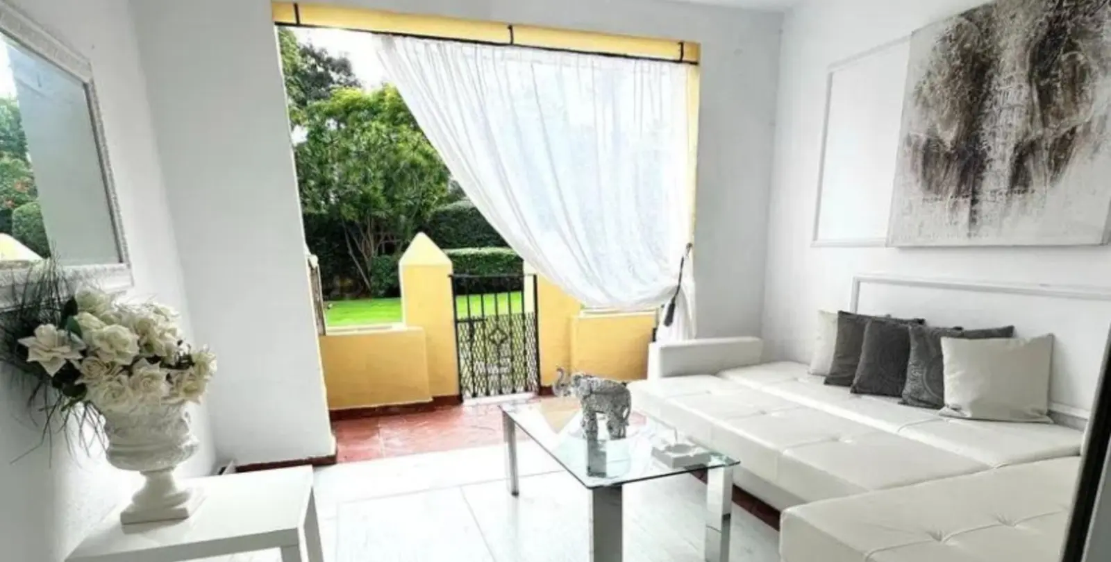Venta de apartamento en planta baja en Guadalmina Alta 2