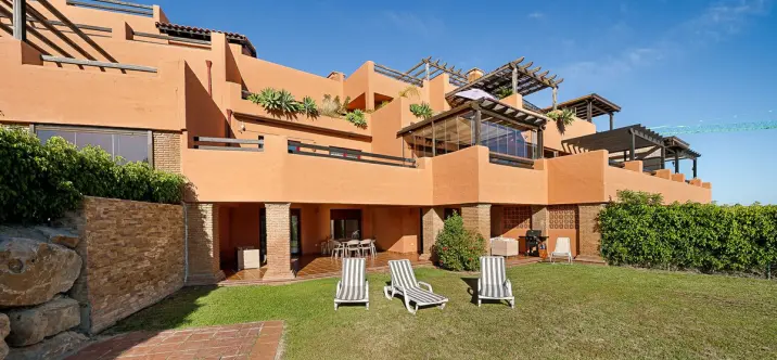 Sale of ground floor apartment in Casares Playa 0