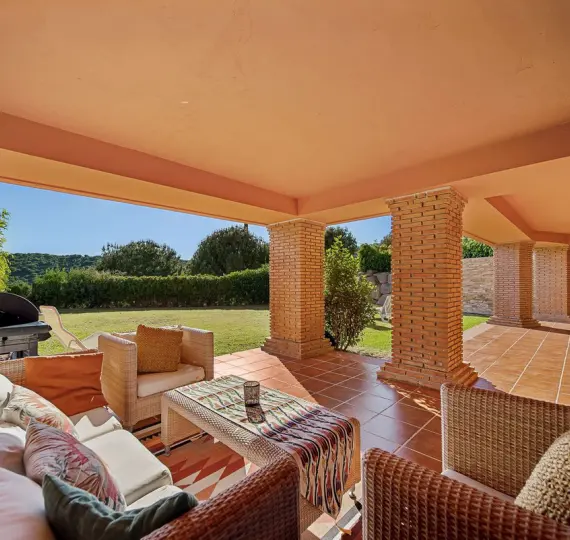 Sale of ground floor apartment in Casares Playa