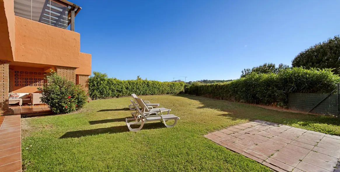 Sale of ground floor apartment in Casares Playa 4