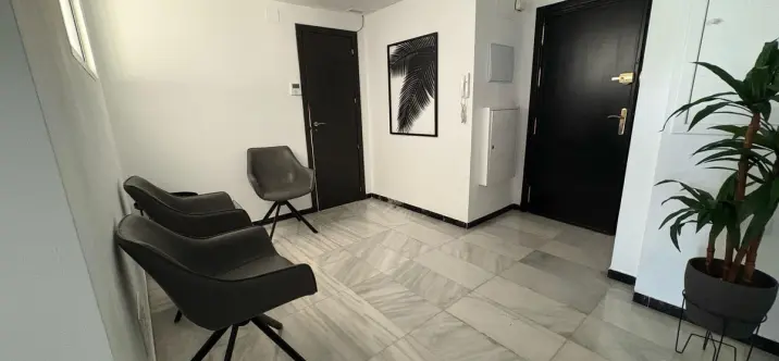 Продажа апартаментов на среднем этаже в Marbella 1