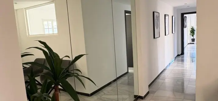 Продажа апартаментов на среднем этаже в Marbella 2