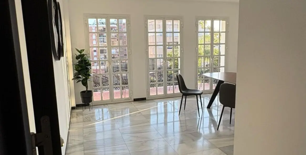 Продажа апартаментов на среднем этаже в Marbella 5