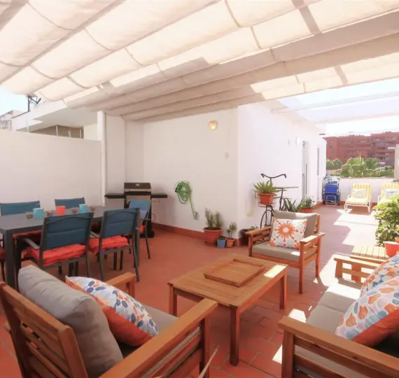 Продажа пентхауса в Estepona