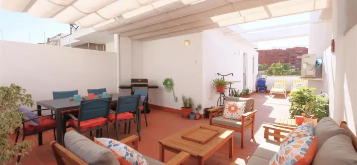 Продажа пентхауса в Estepona 0