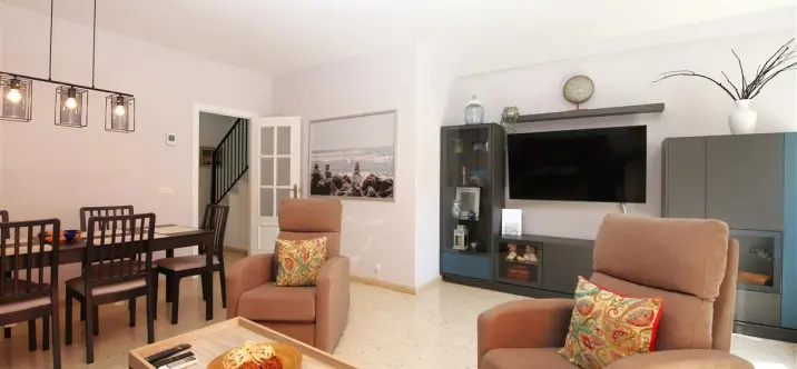 Продажа пентхауса в Estepona 1