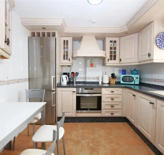 Продажа пентхауса в Estepona