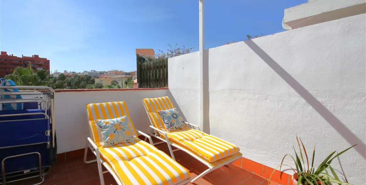 Продажа пентхауса в Estepona 18