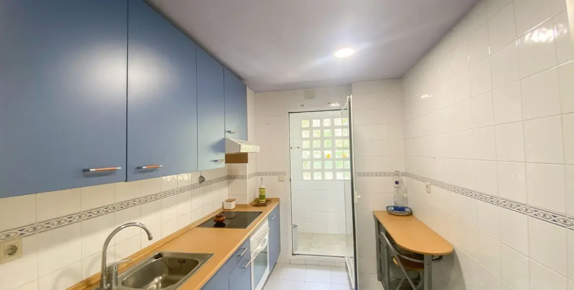 Sale of ground floor apartment in Nagüeles 8