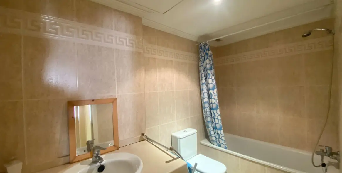 Sale of ground floor apartment in Nagüeles 12