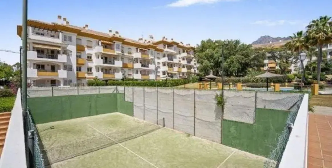 Sale of ground floor apartment in Nagüeles 17