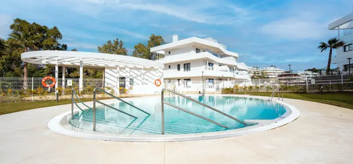 Middle floor apartment R4964029 0