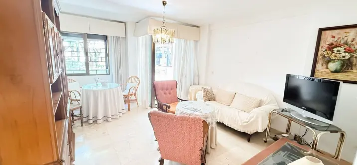 Продажа апартаментов на среднем этаже в Marbella 1