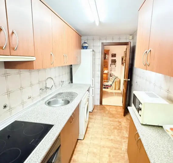 Продажа апартаментов на среднем этаже в Marbella