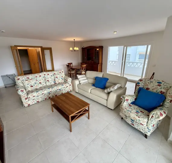 Продажа апартаментов на среднем этаже в La Campana