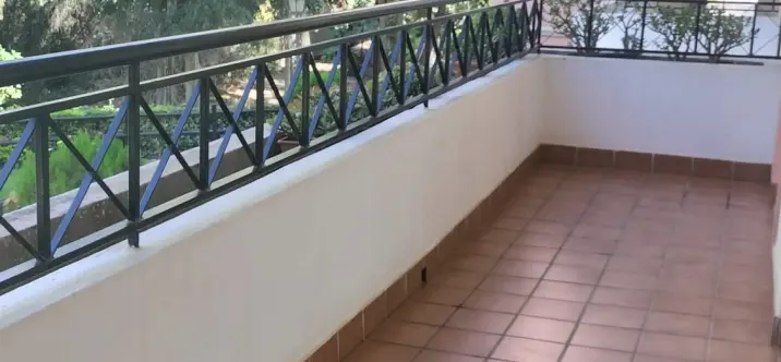 Продажа апартаментов на среднем этаже в Nueva Andalucía 2