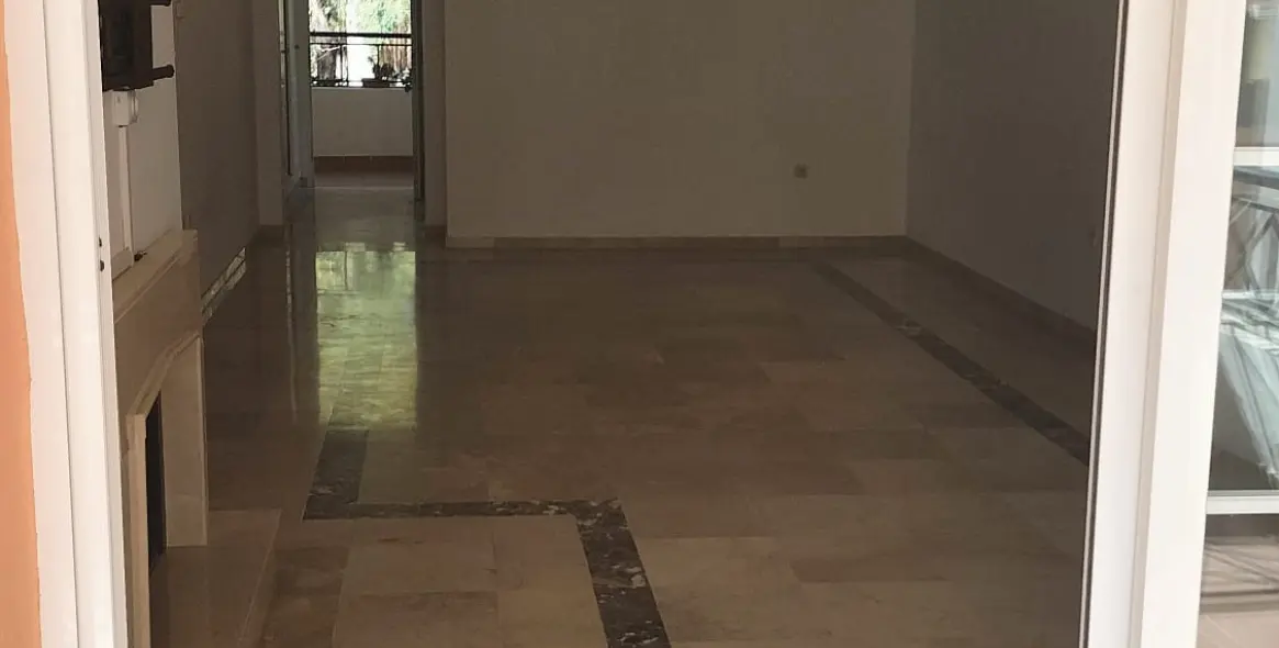 Продажа апартаментов на среднем этаже в Nueva Andalucía 8