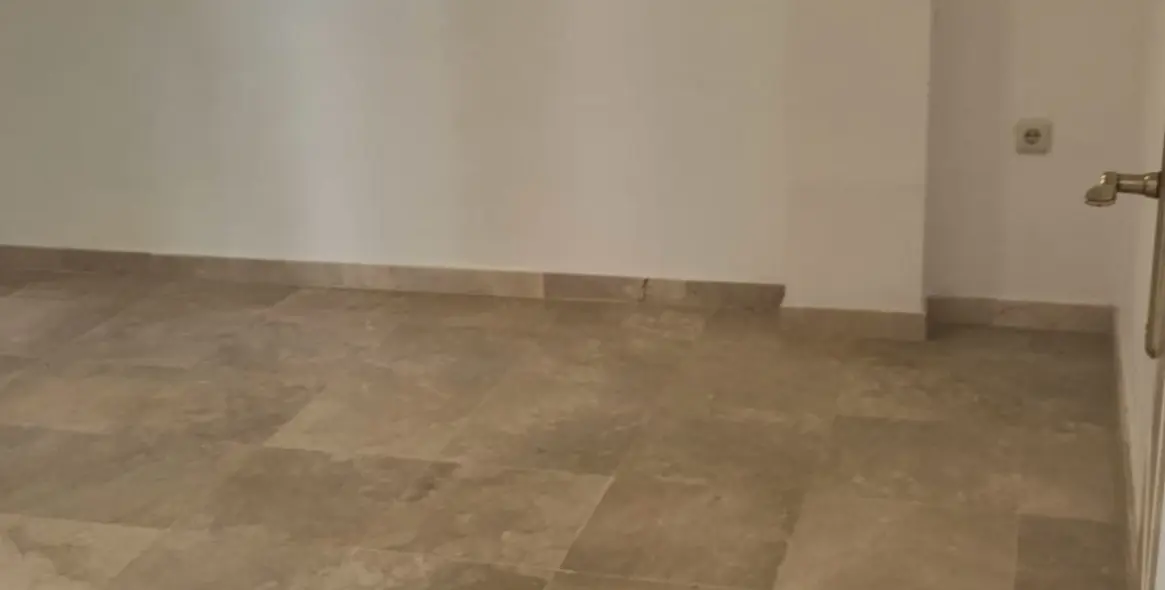 Продажа апартаментов на среднем этаже в Nueva Andalucía 10