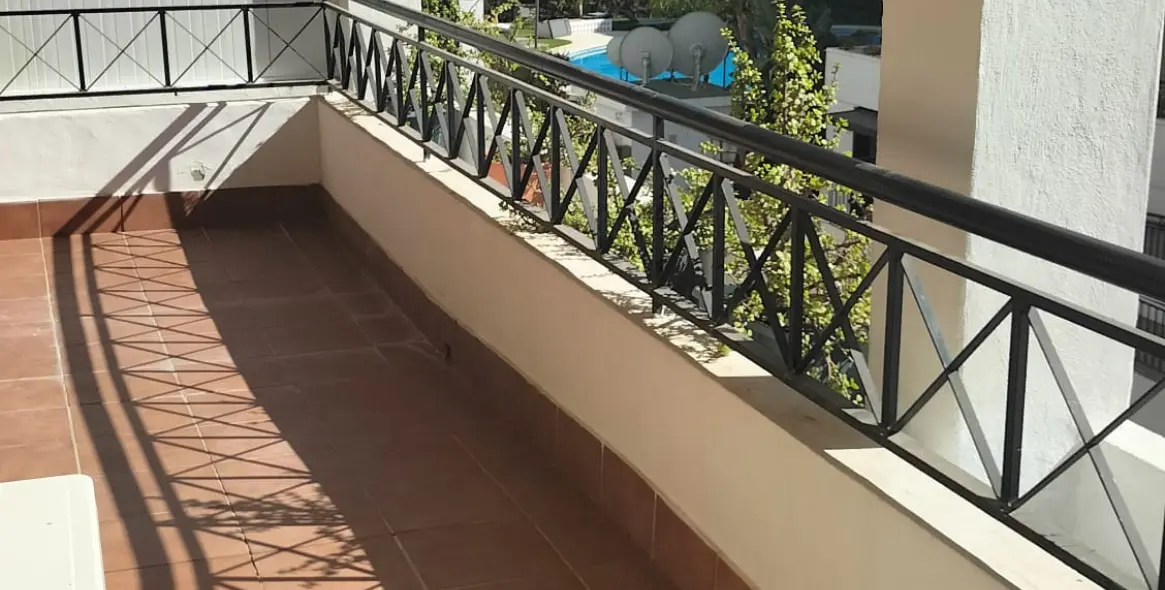 Продажа апартаментов на среднем этаже в Nueva Andalucía 19