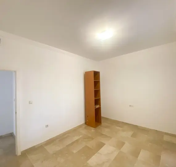 Продажа апартаментов на среднем этаже в Marbella