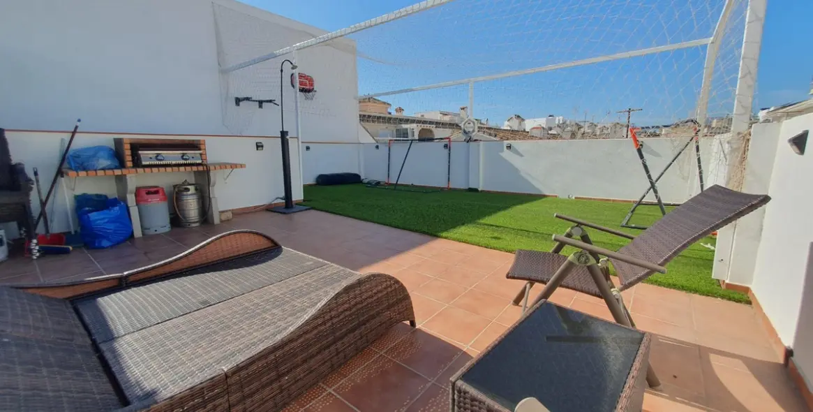 Sale of penthouse duplex in La Cala de Mijas 1