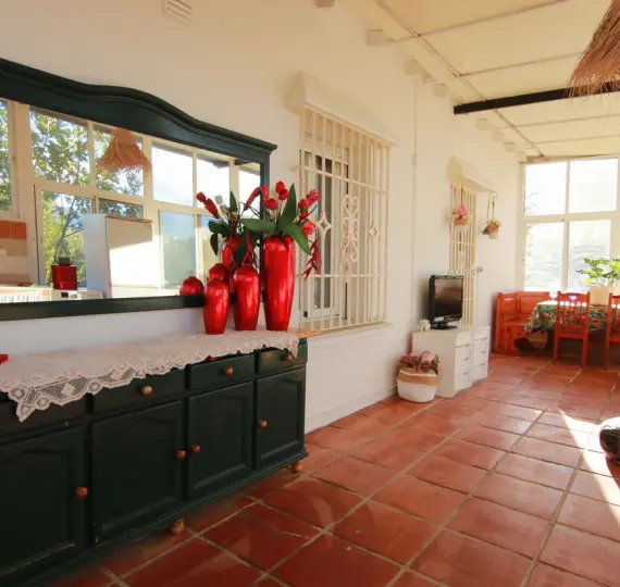 Sale of detached villa in Coín