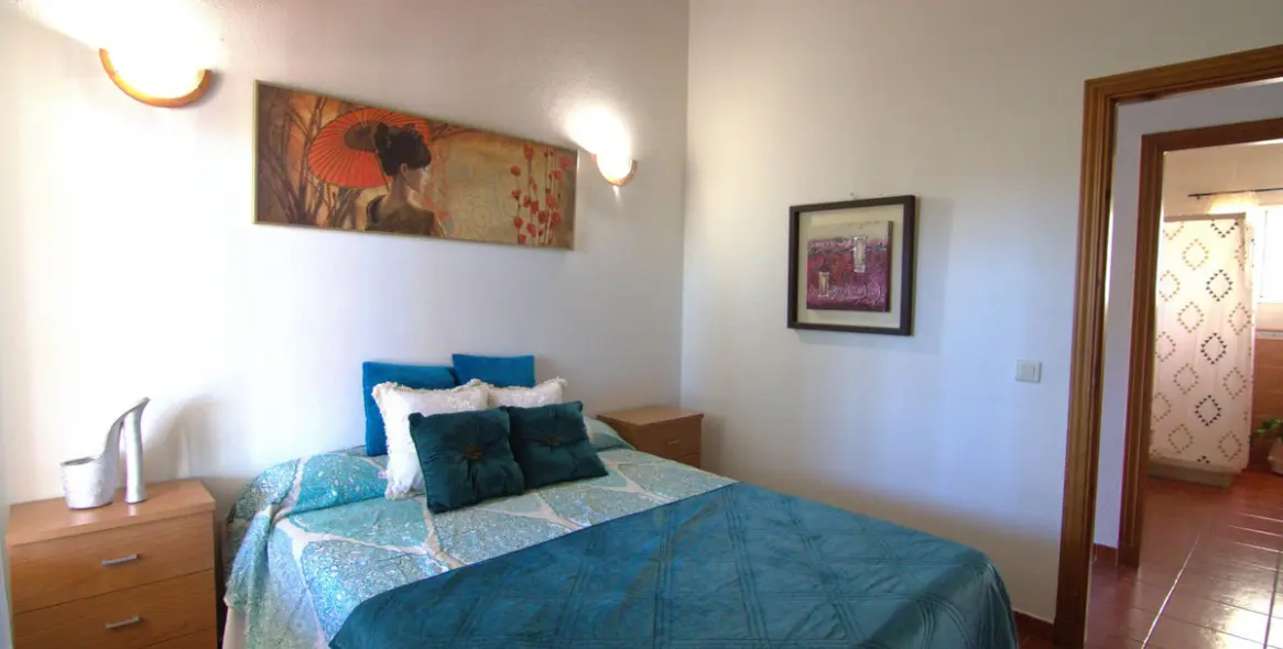 Sale of detached villa in Coín 14