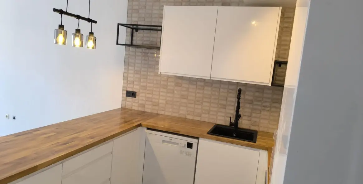 Продажа апартаментов на среднем этаже в Cabopino 8