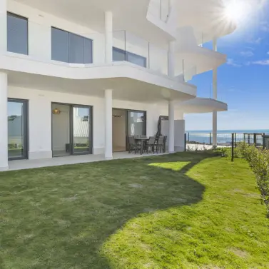 Sale of ground floor apartment in Fuengirola