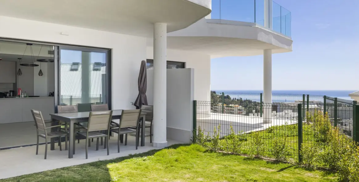 Sale of ground floor apartment in Fuengirola 3