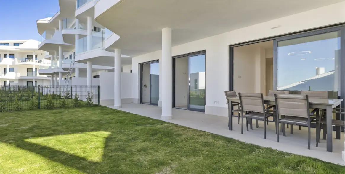 Sale of ground floor apartment in Fuengirola 7