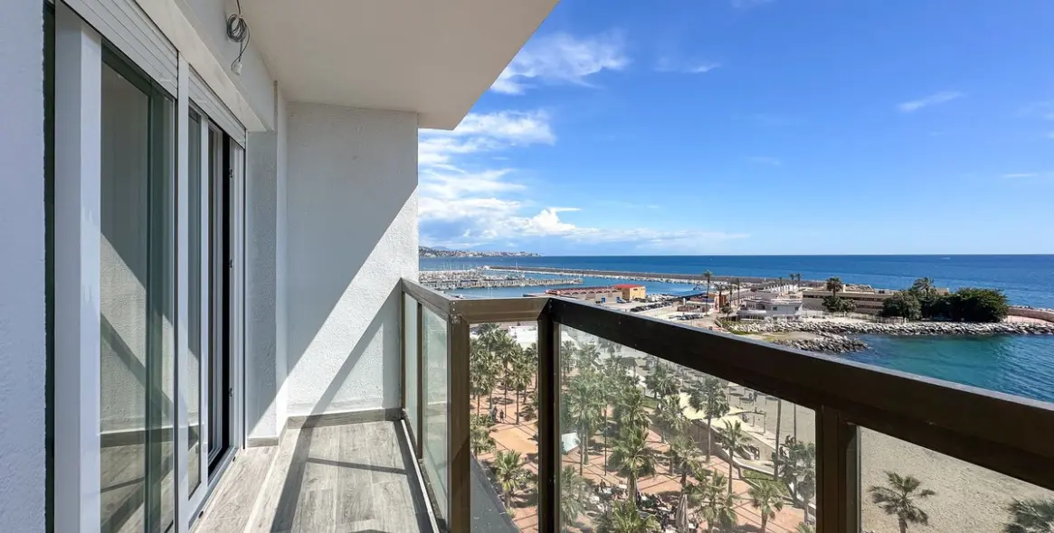 Продажа апартаментов на среднем этаже в Fuengirola 1