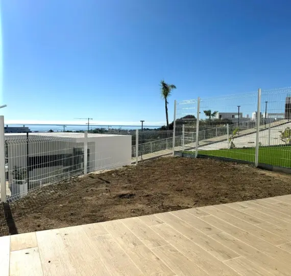 Апартаменты на первом этаже R4965163