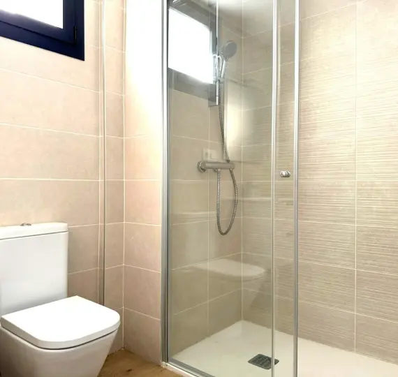 Апартаменты на первом этаже R4965163