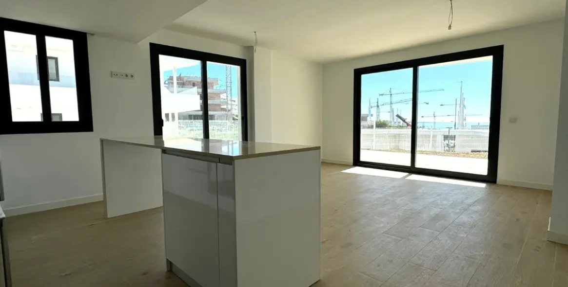 Продажа апартаментов на первом этаже в Estepona (район Estepona) 9