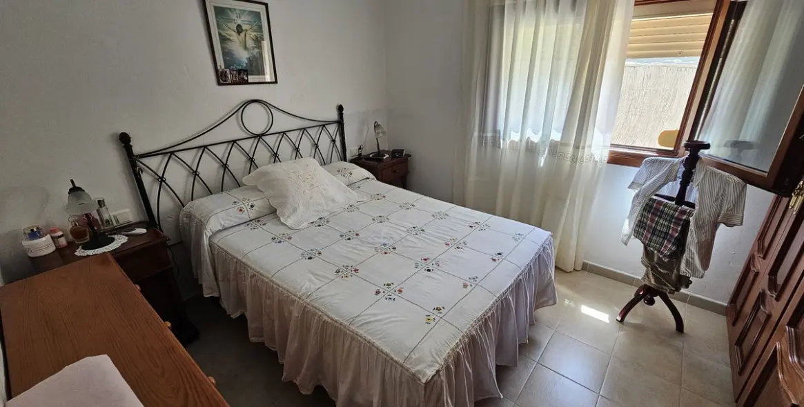 Sale of detached villa in Casares 30