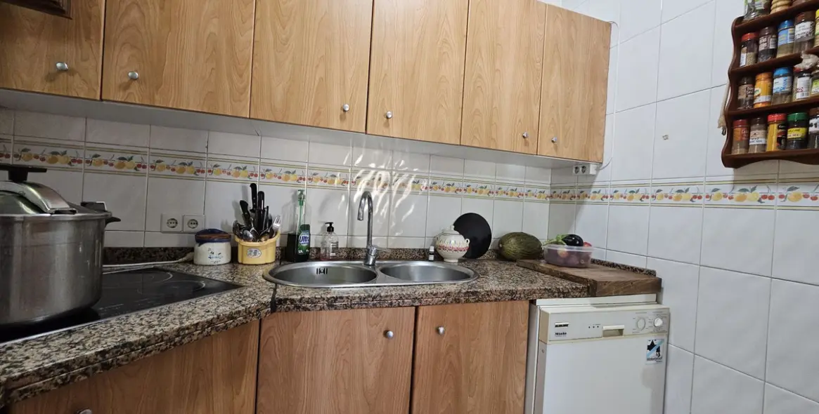 Sale of detached villa in Casares 34