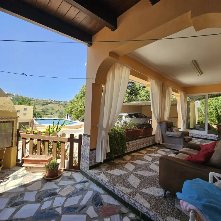 Venta de villa independiente en Casares